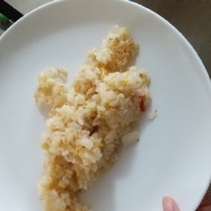 簡単昼ごはん☆余った味噌ディップでコク旨チャーハン